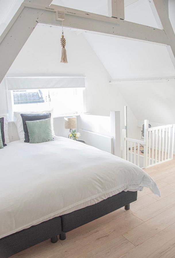 Tiny House Lindenhouse Bed and Breakfast Heemstede Buitenkant foto
