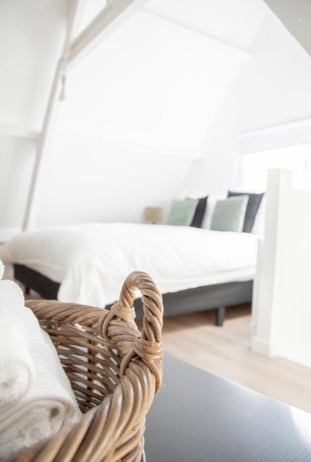 Tiny House Lindenhouse Bed and Breakfast Heemstede Buitenkant foto